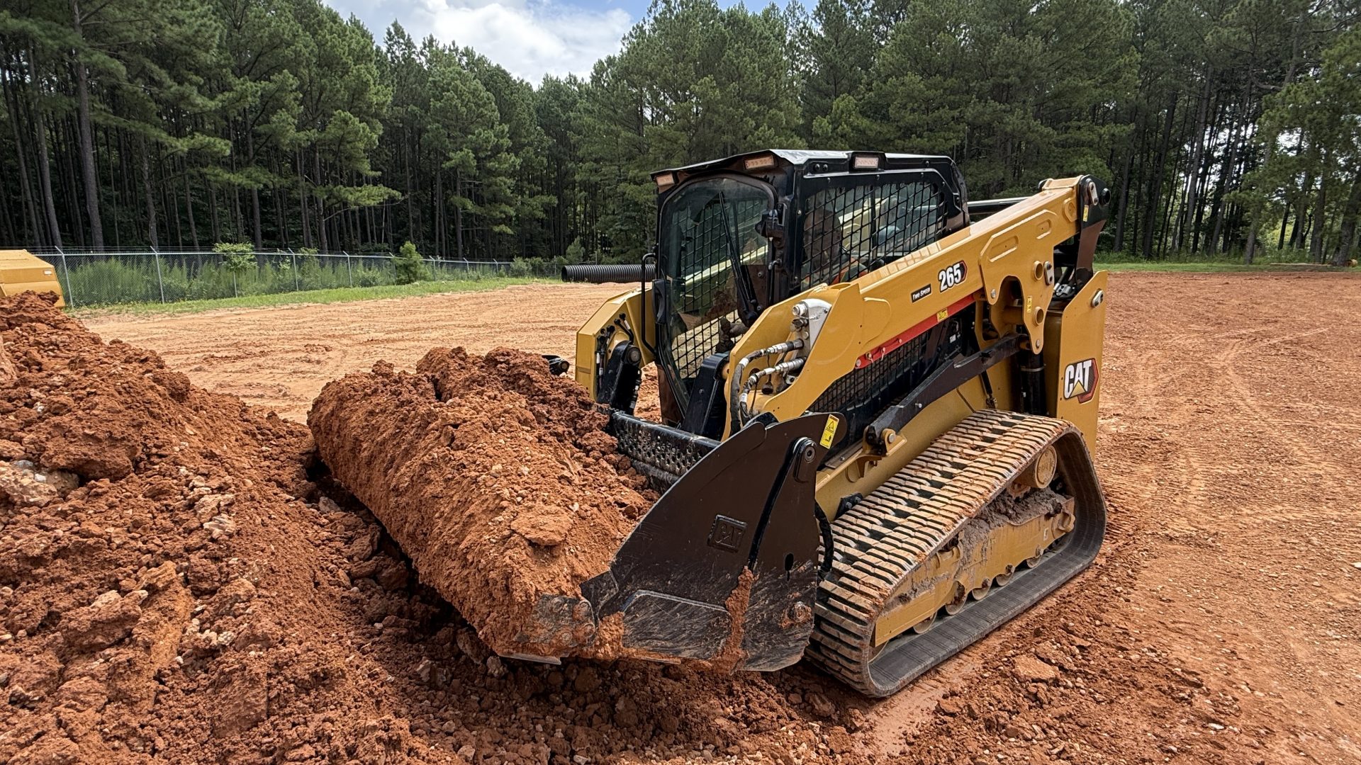 Caterpillar представила шесть новых навесных систем для техники нового поколения
