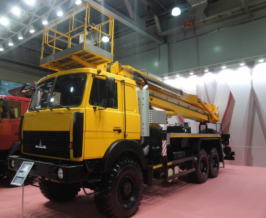 Автоподъемник МАЗ АГП-40-К